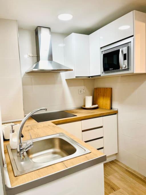 New Spacious And Cozy Apartment - Málaga Exteriör bild