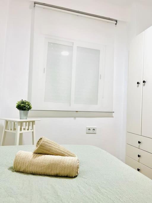 New Spacious And Cozy Apartment - Málaga Exteriör bild