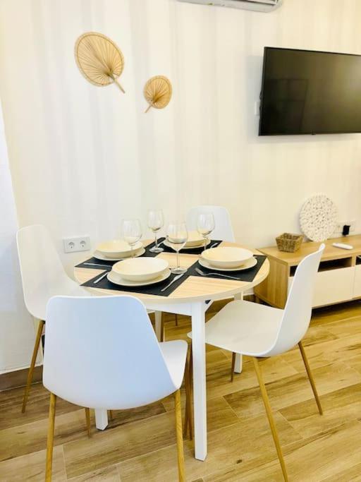 New Spacious And Cozy Apartment - Málaga Exteriör bild